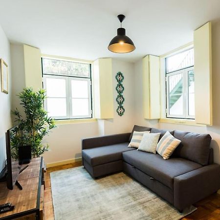 Ola Lisbon - Rato II Apartment ภายนอก รูปภาพ